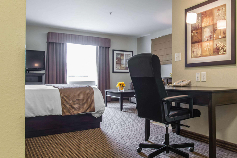 Bedroom 3, Mainstay Suites Winnipeg, Division No. 11