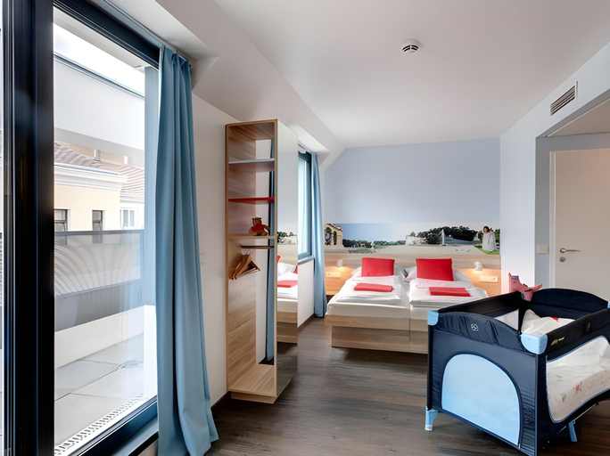 Bedroom 2, MEININGER Hotel Wien Downtown Franz, Wien