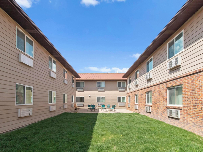 Exterior & Views 2, Super 8 By Wyndham Ogallala, Keith
