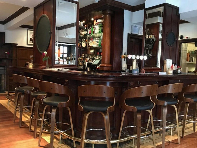 Food & Drinks 3, Rab Ha's, Glasgow