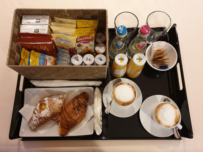 Food & Drinks, Sweet Motel, Bergamo