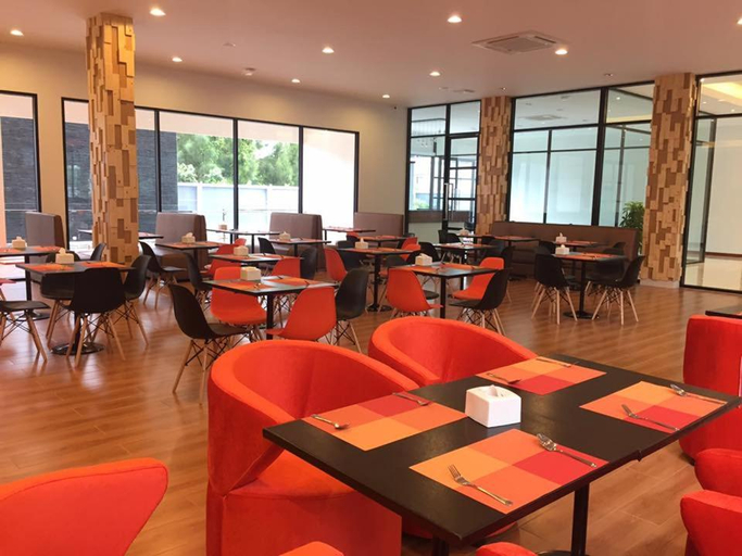 Food & Drinks 4, Orchid Riverview Hotel, Muang Surat Thani