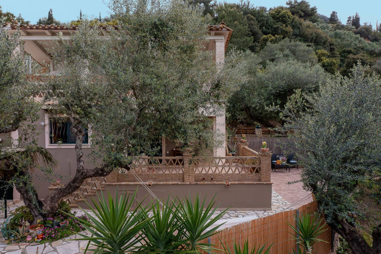 Room 4, Vadina Apartment 1 in Zakynthos, Ionian Islands