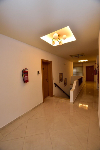 Others 5, Aghas, Crete