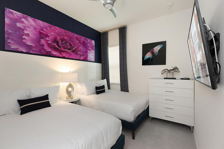 Bedroom 2, Fab Villa Near Parks with Princess BR, Theater, Pool, Polk