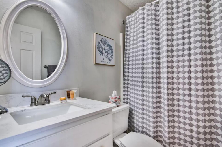 Bathroom 4, Beachside Villas 931- Mellow Waves, Walton