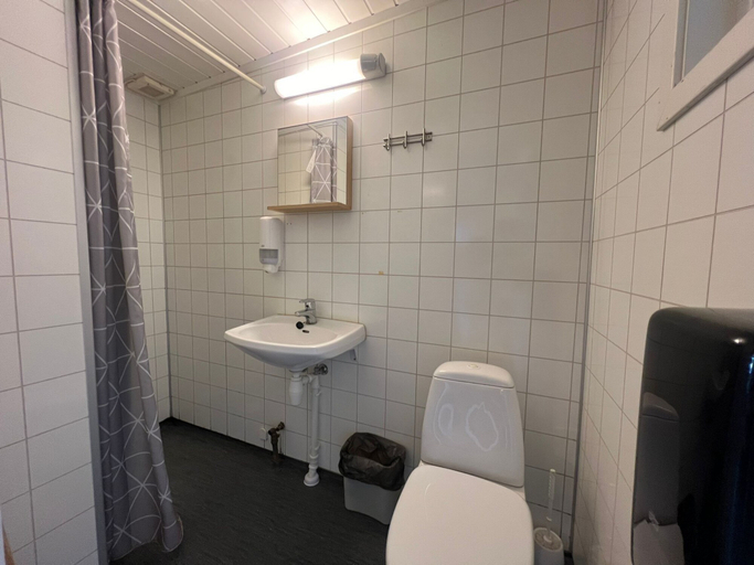 Bathroom 4, Hovdetun - Gjøvik Vandrerhjem - Hostel, Gjøvik