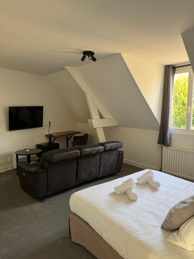 Bedroom 2, HOTEL DU MOULIN, Aube
