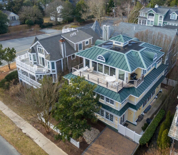 Exterior & Views 1, Surf Avenue 48, Sussex