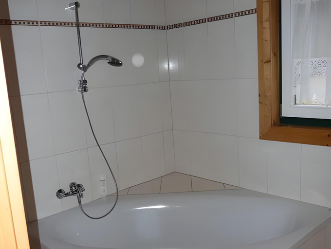 Bathroom 2, Enzianhof, Voitsberg