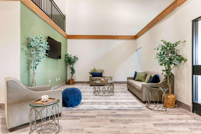 Public Area 2, Quality Inn Cape Girardeau, Cape Girardeau
