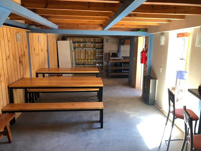 Others 4, HOSTEL NIX, Bariloche