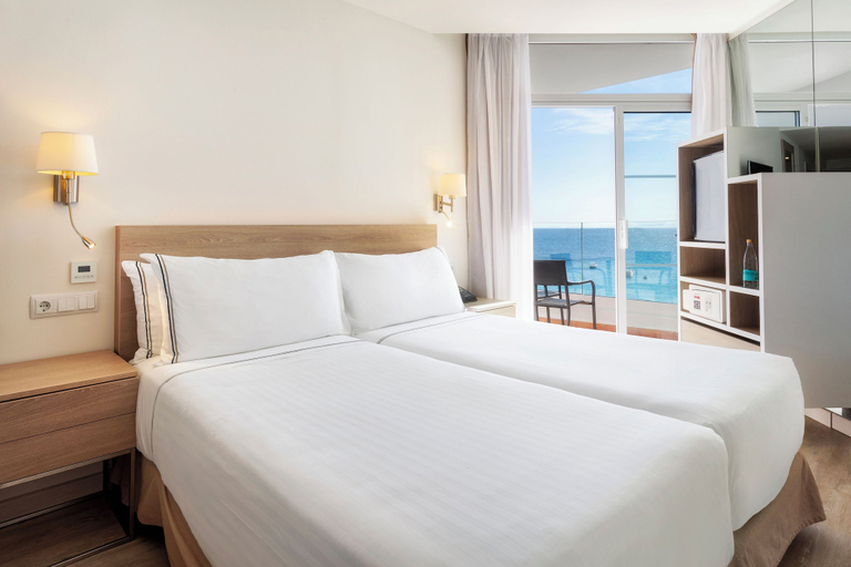 Bedroom 3, Meliá Cala Galdana, Baleares