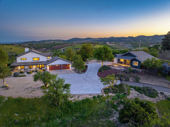 Exterior & Views 2, Mira Vista Heights, San Luis Obispo
