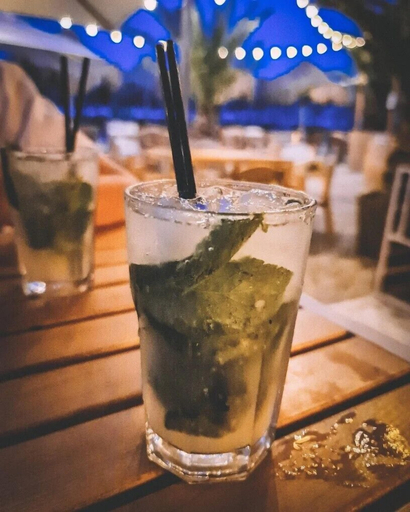 Food & Drinks 5, Roca del Mar, Navodari