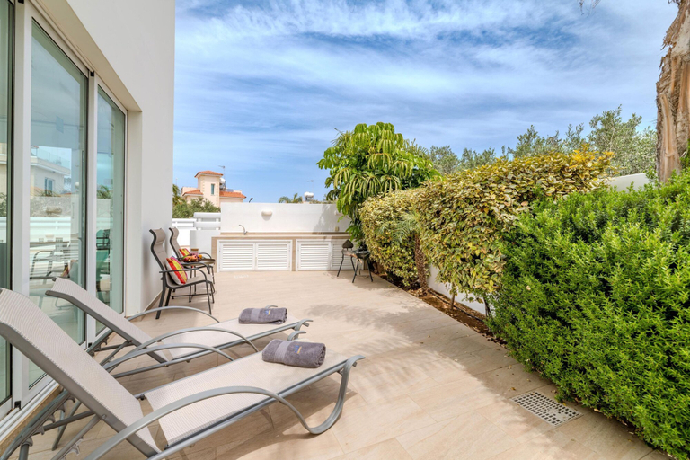 Room 2, Green Bay Villa 14 in Protaras