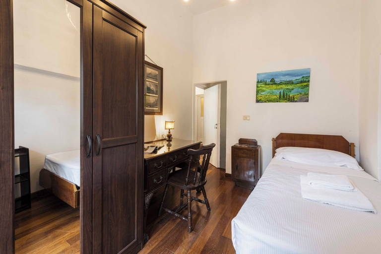 Bedroom 3, Ghibellina Retreat by MMega, Florence