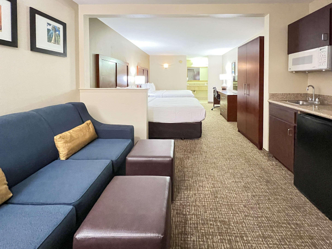 Bedroom 5, Comfort Inn & Suites Sequoia/Kings Canyon, Tulare