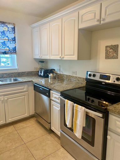 Room 5, NEW Oceanfront Condo in George Town