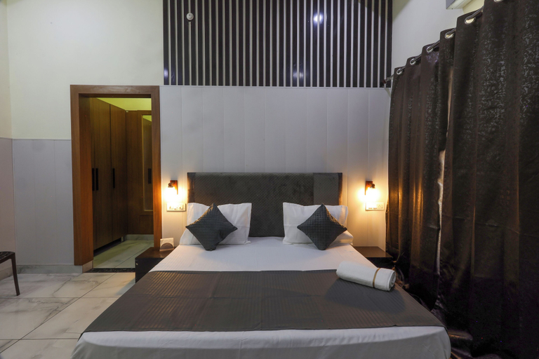 Bedroom 2, Sapphire Hotel & Banquet, Jind