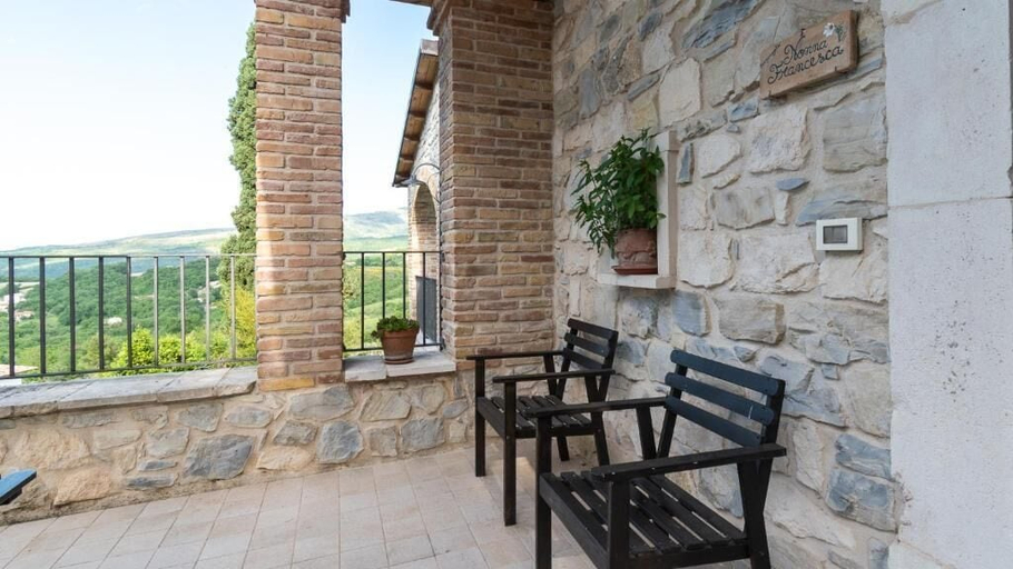 Others 4, Borgo Majella by Rentbeat, Pescara