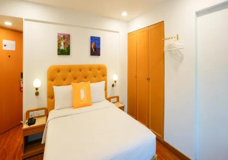 Bedroom 3, Bloom Boutique - Bandra, Mumbai Suburban