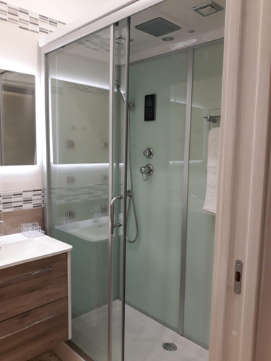 Others 2, Max Guest House, Cosenza