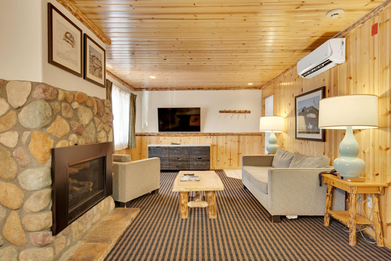 Public Area 3, 3 Peaks Resort & Beach Club, El Dorado