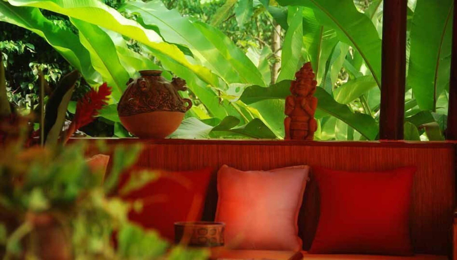 Public Area 2, Quinta Chanabnal, Palenque