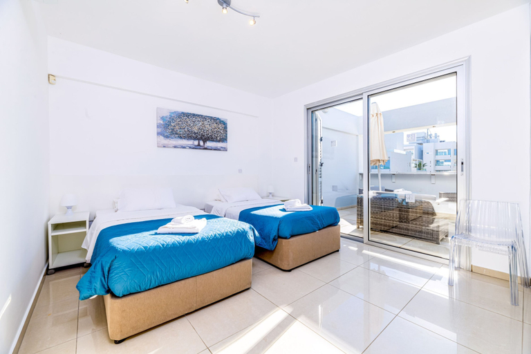 Bedroom 2, Silver Sands Penthouse