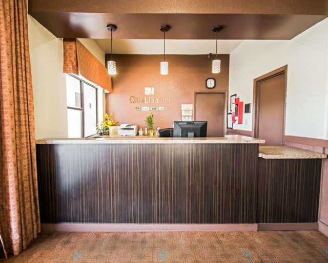 Public Area 2, Quality Inn near Blue Spring, Volusia