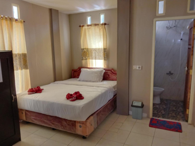 Bedroom 2, Hotel Edelweis 2 Bajawa, Ngada