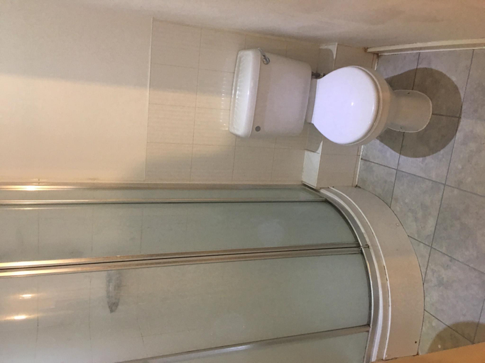 Bathroom, VMG Living, Kent