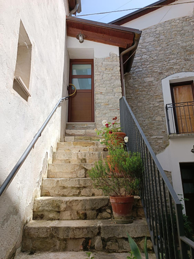Others 3, Avalon, Benevento