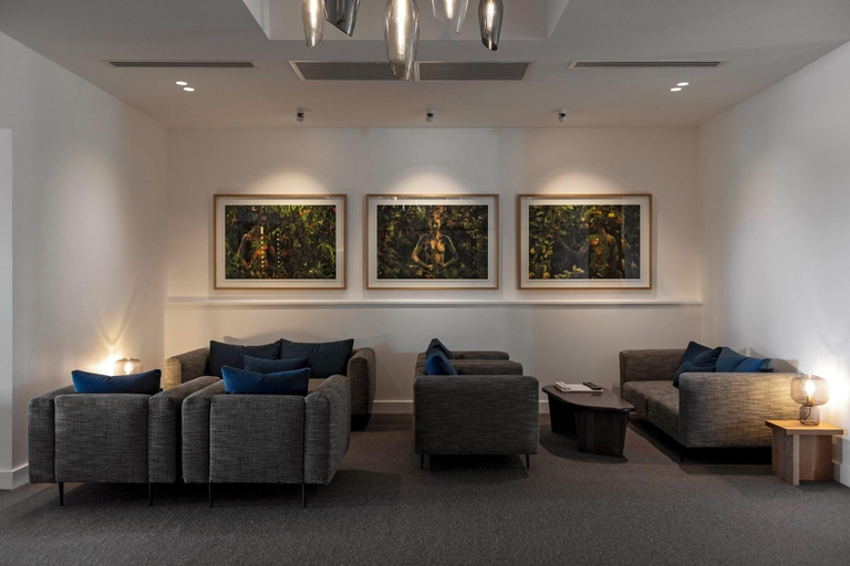 Public Area, The Louise, Beckons, Light
