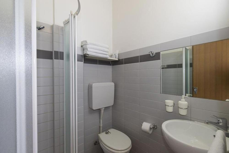 Bathroom, Hotel Cosmos, Rimini