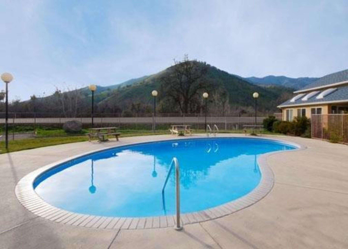 Sport & Beauty 2, Comfort Inn & Suites Sequoia/Kings Canyon, Tulare