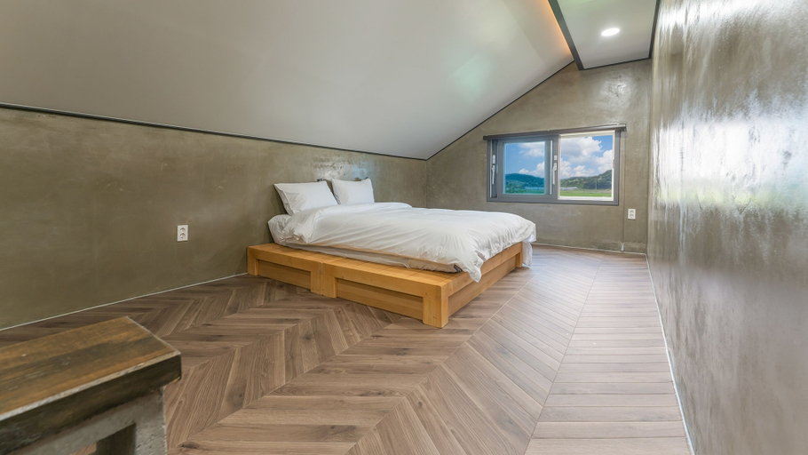 Bedroom 3, Taean Aloha Oe Pet Pool Villa, Taean