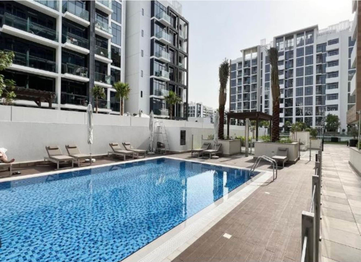 Sport & Beauty, Luxurious 1BR Living in Azizi Riviera 39, Dubai