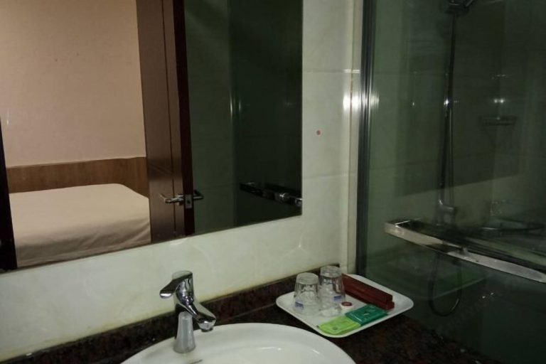 Bathroom 4, Fangshun Hostel Chongming, Shanghai