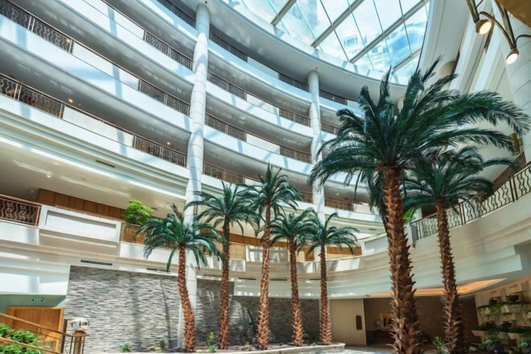 Exterior & Views 2, Palace Hotels (Chongqing Nanbin Road Holy Land Hot Spring Branch), Chongqing