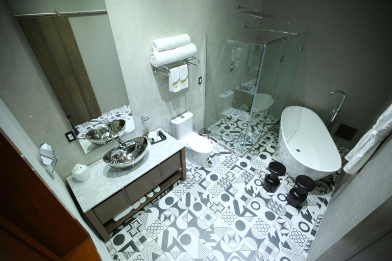 Bathroom 3, Casa Prim Hotel Boutique, Mexico City