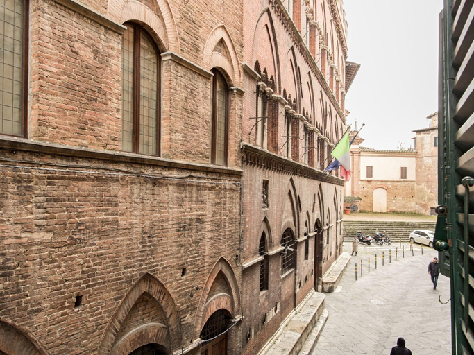 Exterior & Views 2, Quattro Cantoni, Siena