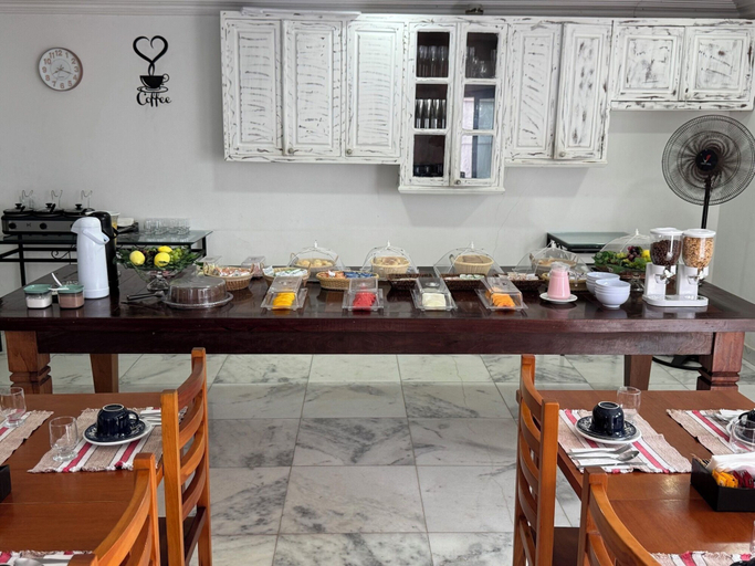 Food & Drinks 4, Point Beach - Acácias, Guarujá