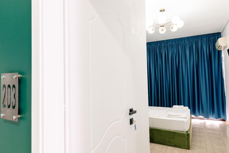 Bathroom, Sea Hotel, Sarandës