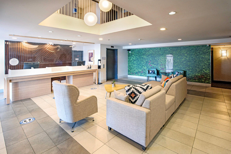 Public Area 5, Holiday Inn & Suites OSOYOOS by IHG, Okanagan-Similkameen