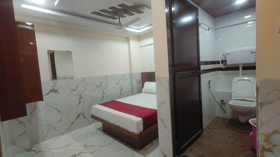 Bedroom 2, Hotel Samrat Palace 2 Goregaon West, Mumbai Suburban