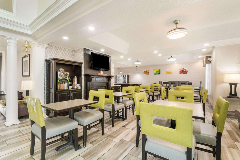 Food & Drinks 4, Quality Inn Alcoa Knoxville, Blount