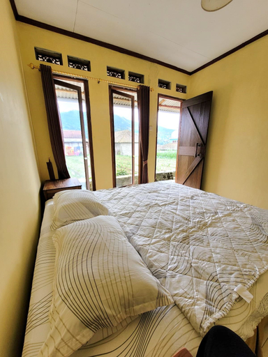 Bedroom 2, Homestay Ayem Tentrem, Boyolali