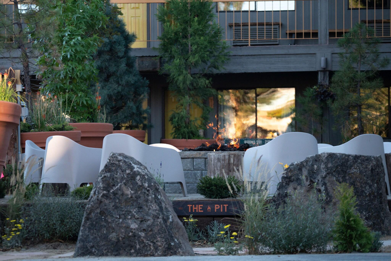 Public Area 2, Campfire Hotel, Deschutes